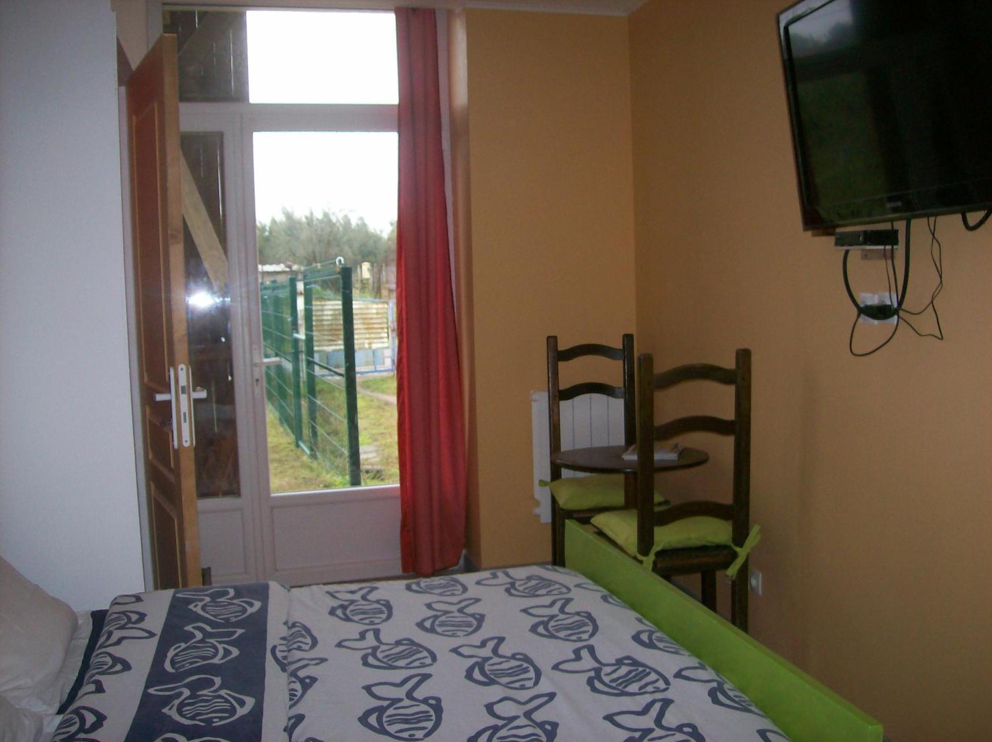 Bed and Breakfast La Coupe D'Or Braud-et-Saint-Louis Экстерьер фото